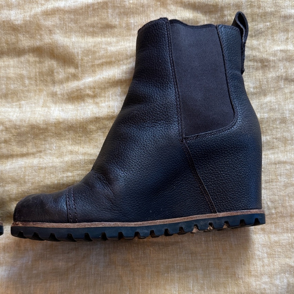 Ugg waterproof pax bootie - Picture 13 of 17